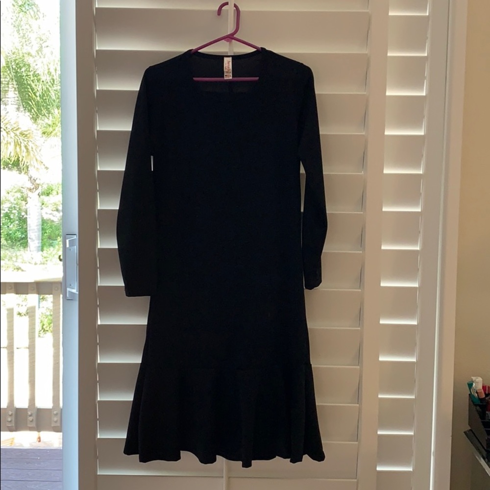 Women’s black flare dress